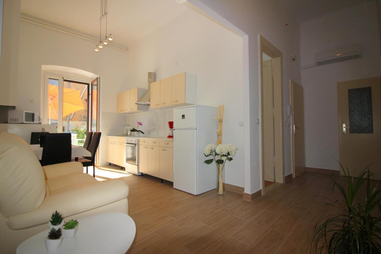 Apartment Old City Porec Luaran gambar